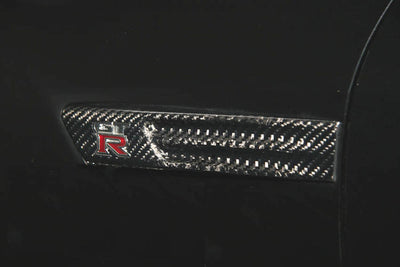 Nissan GT-R Carbon Fiber Fender Emblem Panel - MY07-M15